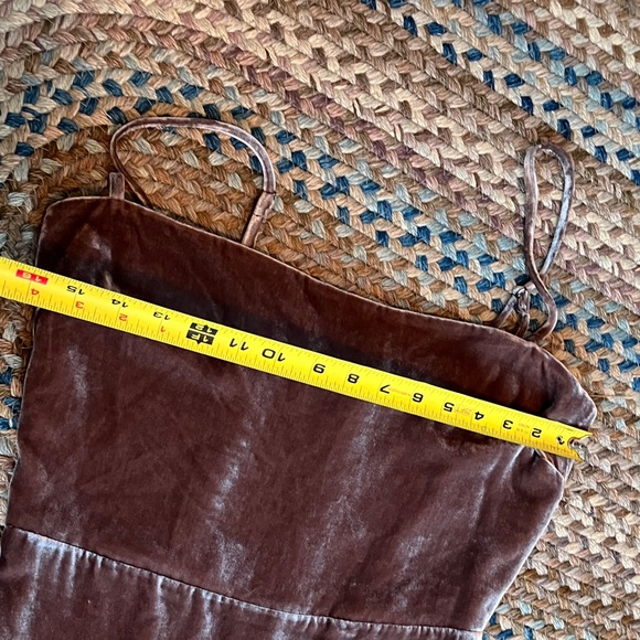 Reformation Frankie Velvet Dress Size 6 NWT - Picture 12 of 16